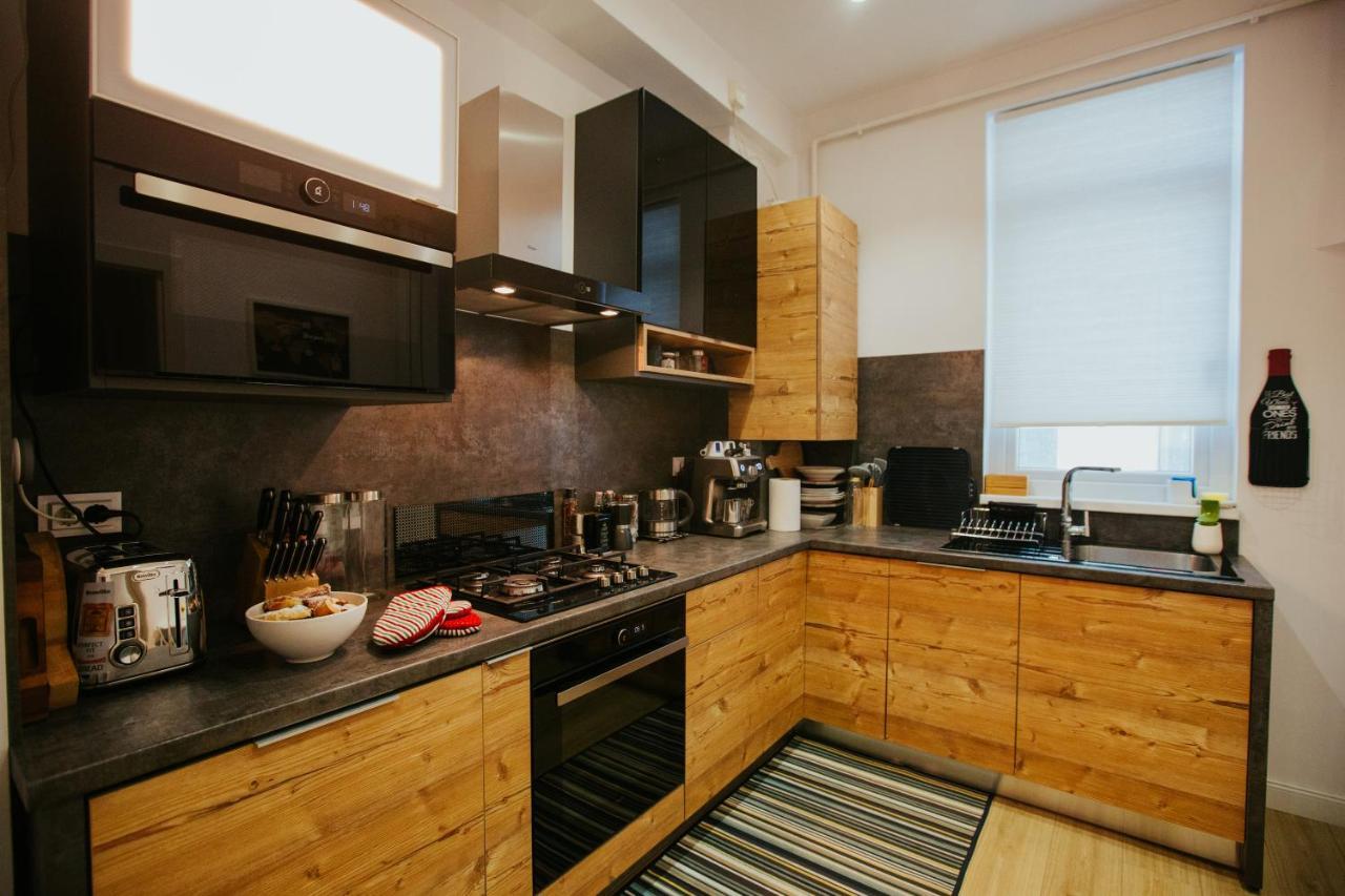 Color Apartments Corneliu Coposu 1A Street Bucureşti Ngoại thất bức ảnh