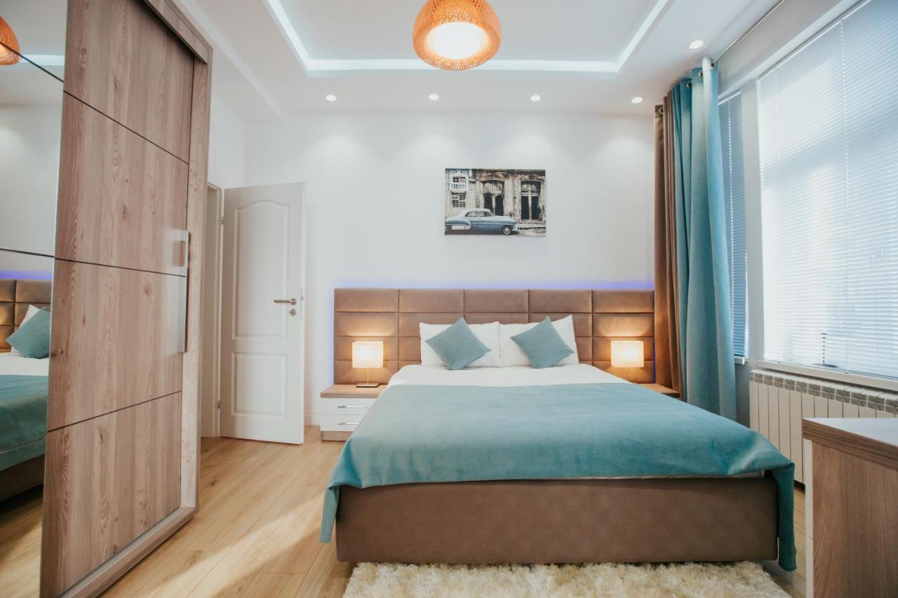 Color Apartments Corneliu Coposu 1A Street Bucureşti Ngoại thất bức ảnh