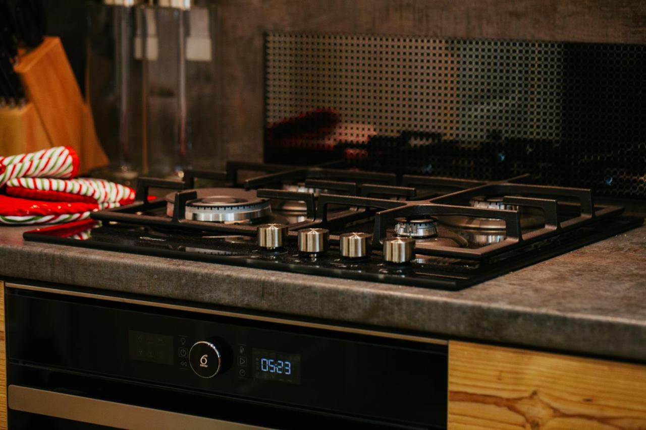 Color Apartments Corneliu Coposu 1A Street Bucureşti Ngoại thất bức ảnh