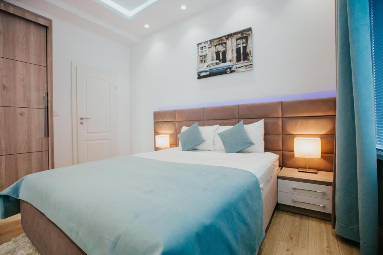 Color Apartments Corneliu Coposu 1A Street Bucureşti Ngoại thất bức ảnh